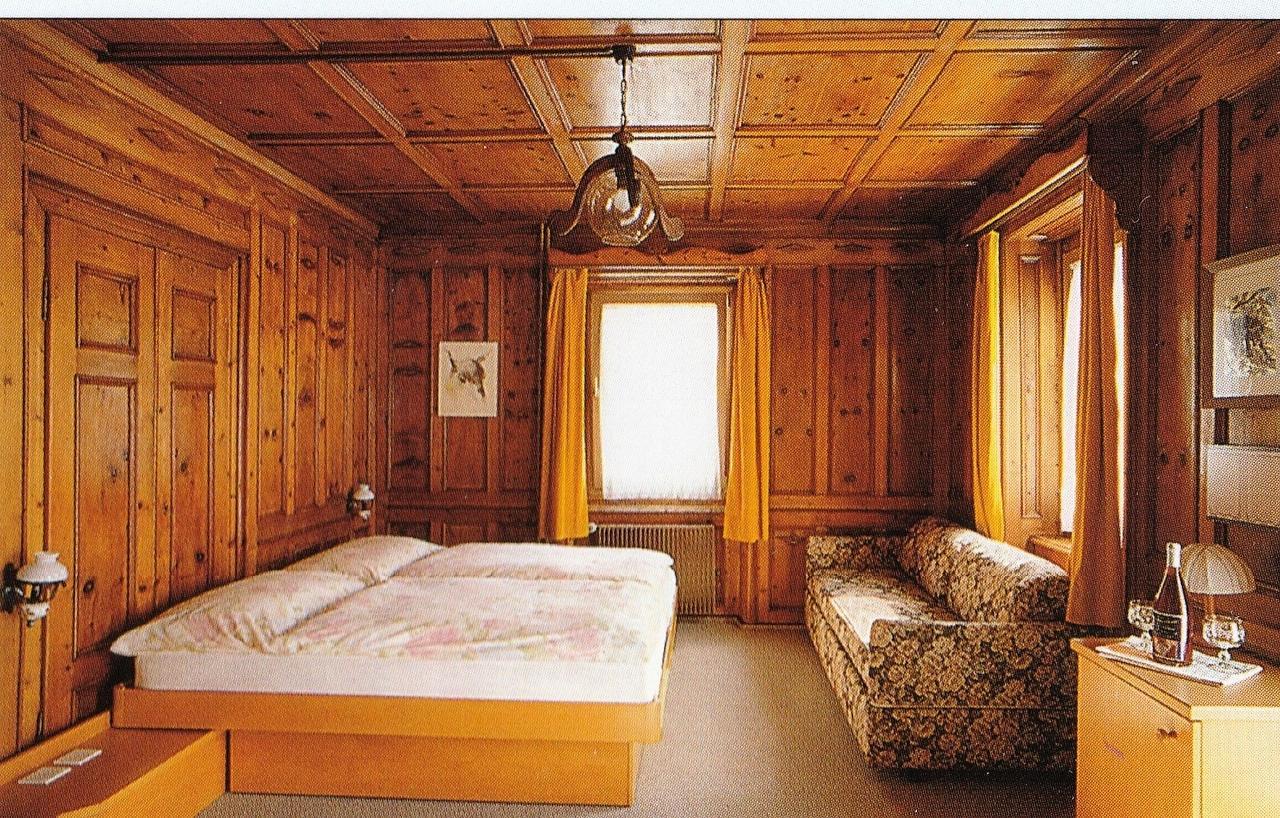 Hotel Raetia Tiefencastel Esterno foto